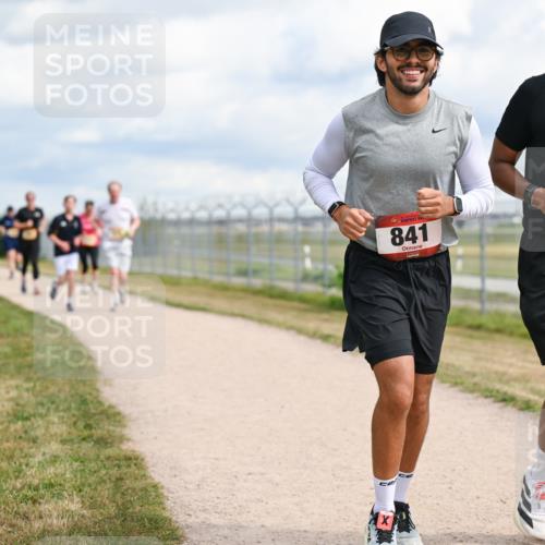 14.09.2025 - Airport Race Dr. Thomas Lammeyer http://msf.ph/oto/8884717 14.09.2025 12:39:51 Laufen 841, 4177 meine-sportfotos.de