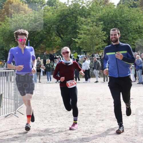 14.09.2025 - Stadtparktriathlon Strokosch-Dieckow http://msf.ph/oto/8884755 14.09.2025 10:54:20 Ziel 570 meine-sportfotos.de