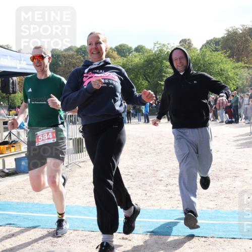 14.09.2025 - Stadtparktriathlon Strokosch-Dieckow http://msf.ph/oto/8884801 14.09.2025 10:55:12 Ziel 584 meine-sportfotos.de