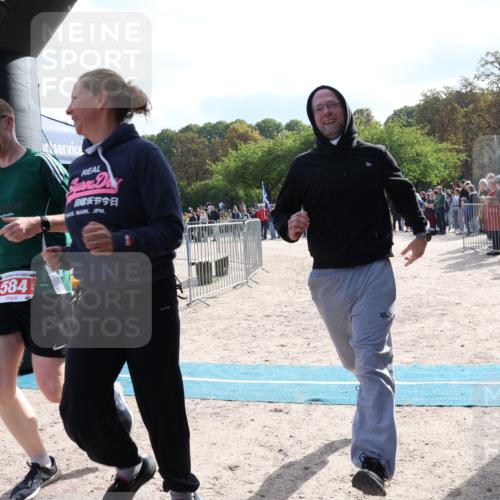 14.09.2025 - Stadtparktriathlon Strokosch-Dieckow http://msf.ph/oto/8884803 14.09.2025 10:55:12 Ziel 584 meine-sportfotos.de