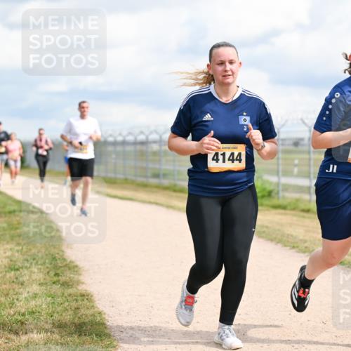 14.09.2025 - Airport Race Dr. Thomas Lammeyer http://msf.ph/oto/8884840 14.09.2025 12:40:04 Laufen 4144, 1568 meine-sportfotos.de