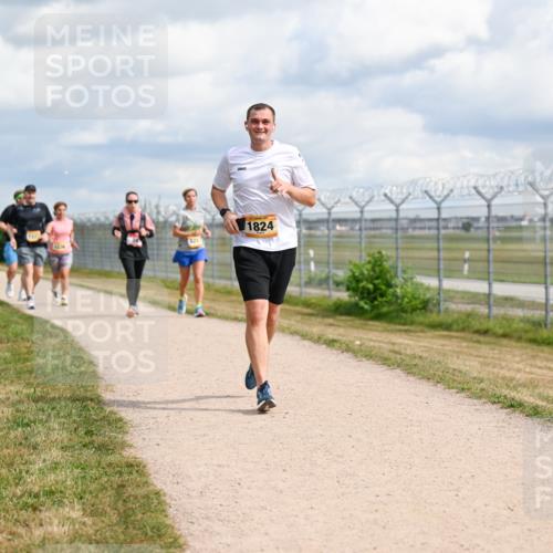 14.09.2025 - Airport Race Dr. Thomas Lammeyer http://msf.ph/oto/8884847 14.09.2025 12:40:07 Laufen 12, 1824 meine-sportfotos.de