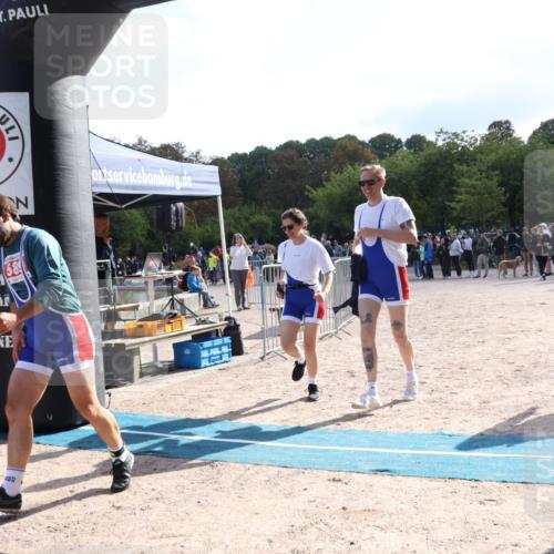 14.09.2025 - Stadtparktriathlon Strokosch-Dieckow http://msf.ph/oto/8884942 14.09.2025 10:57:56 Ziel 589 meine-sportfotos.de