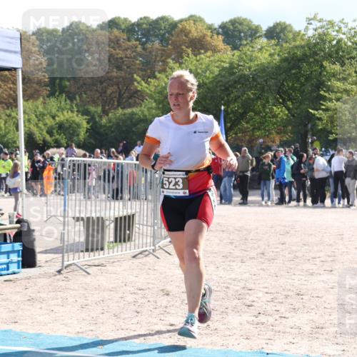 14.09.2025 - Stadtparktriathlon Strokosch-Dieckow http://msf.ph/oto/8884977 14.09.2025 10:58:59 Ziel 523 meine-sportfotos.de