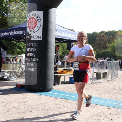 14.09.2025 - Stadtparktriathlon Strokosch-Dieckow http://msf.ph/oto/8884981 14.09.2025 10:59:00 Ziel 523 meine-sportfotos.de