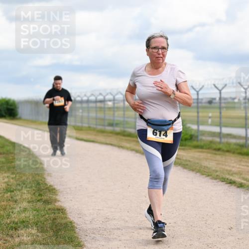 14.09.2025 - Airport Race Dr. Thomas Lammeyer http://msf.ph/oto/8885001 14.09.2025 12:40:26 Laufen 614 meine-sportfotos.de