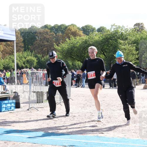 14.09.2025 - Stadtparktriathlon Strokosch-Dieckow http://msf.ph/oto/8885034 14.09.2025 11:00:03 Ziel 525, 577 meine-sportfotos.de