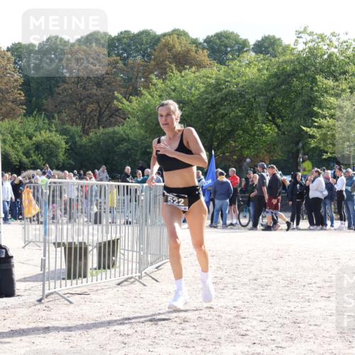 14.09.2025 - Stadtparktriathlon Strokosch-Dieckow http://msf.ph/oto/8885056 14.09.2025 11:01:28 Ziel 522 meine-sportfotos.de