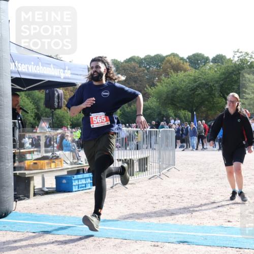 14.09.2025 - Stadtparktriathlon Strokosch-Dieckow http://msf.ph/oto/8885098 14.09.2025 11:02:22 Ziel 565 meine-sportfotos.de