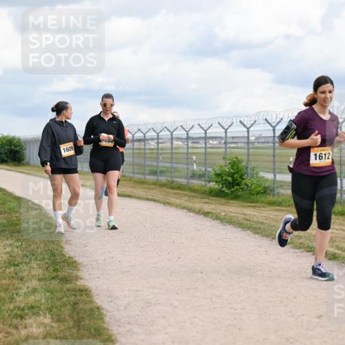 14.09.2025 - Airport Race Dr. Thomas Lammeyer http://msf.ph/oto/8885148 14.09.2025 12:40:49 Laufen 1609, 1612 meine-sportfotos.de