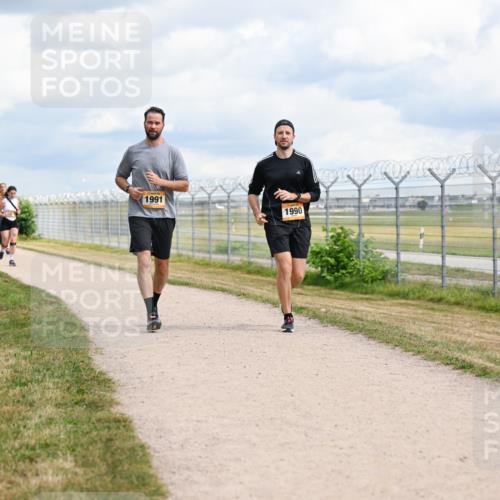 14.09.2025 - Airport Race Dr. Thomas Lammeyer http://msf.ph/oto/8885243 14.09.2025 12:41:13 Laufen 1991, 1990 meine-sportfotos.de