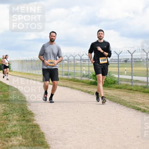 14.09.2025 - Airport Race Dr. Thomas Lammeyer http://msf.ph/oto/8885254 14.09.2025 12:41:14 Laufen 199, 1990 meine-sportfotos.de