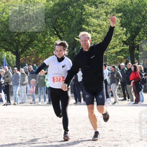 14.09.2025 - Stadtparktriathlon Strokosch-Dieckow http://msf.ph/oto/8885291 14.09.2025 11:05:30 Ziel 573, 620 meine-sportfotos.de