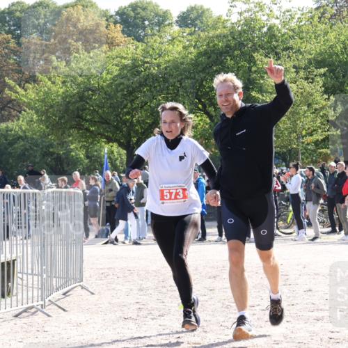 14.09.2025 - Stadtparktriathlon Strokosch-Dieckow http://msf.ph/oto/8885295 14.09.2025 11:05:30 Ziel 573, 620 meine-sportfotos.de