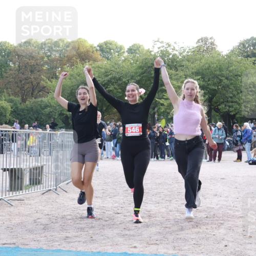 14.09.2025 - Stadtparktriathlon Strokosch-Dieckow http://msf.ph/oto/8885339 14.09.2025 11:06:09 Ziel 526, 546 meine-sportfotos.de