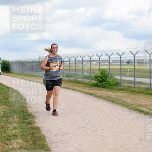 14.09.2025 - Airport Race Dr. Thomas Lammeyer http://msf.ph/oto/8885344 14.09.2025 12:41:34 Laufen 25, 1625 meine-sportfotos.de