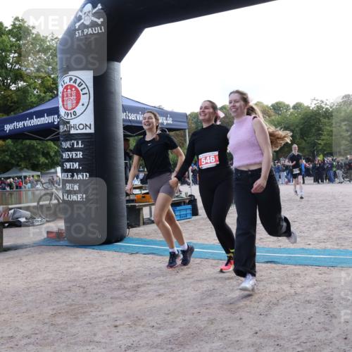 14.09.2025 - Stadtparktriathlon Strokosch-Dieckow http://msf.ph/oto/8885347 14.09.2025 11:06:10 Ziel 526, 546 meine-sportfotos.de