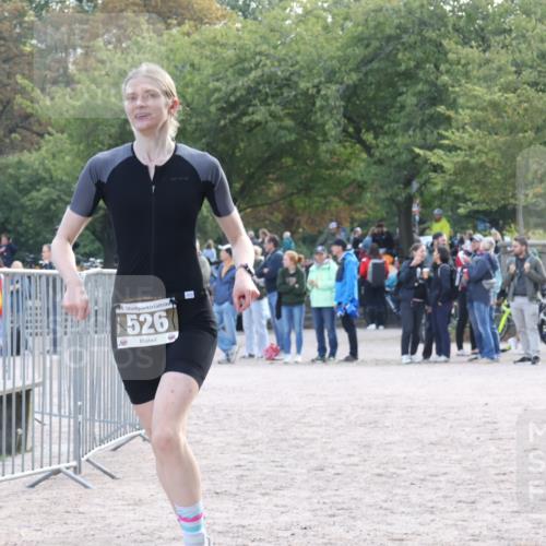 14.09.2025 - Stadtparktriathlon Strokosch-Dieckow http://msf.ph/oto/8885351 14.09.2025 11:06:12 Ziel 526, 546 meine-sportfotos.de