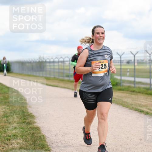 14.09.2025 - Airport Race Dr. Thomas Lammeyer http://msf.ph/oto/8885373 14.09.2025 12:41:36 Laufen 25, 1625 meine-sportfotos.de