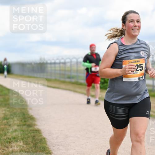 14.09.2025 - Airport Race Dr. Thomas Lammeyer http://msf.ph/oto/8885382 14.09.2025 12:41:37 Laufen 25, 1625 meine-sportfotos.de