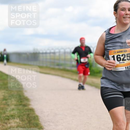 14.09.2025 - Airport Race Dr. Thomas Lammeyer http://msf.ph/oto/8885387 14.09.2025 12:41:37 Laufen 42, 1625, 1625 meine-sportfotos.de