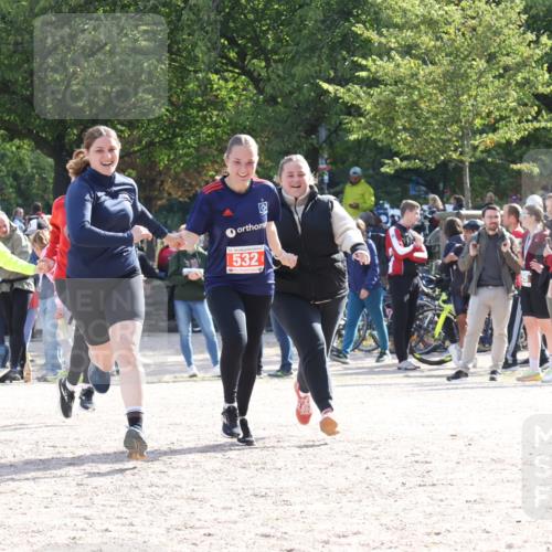 14.09.2025 - Stadtparktriathlon Strokosch-Dieckow http://msf.ph/oto/8885435 14.09.2025 11:07:41 Ziel 532, 533, 544 meine-sportfotos.de