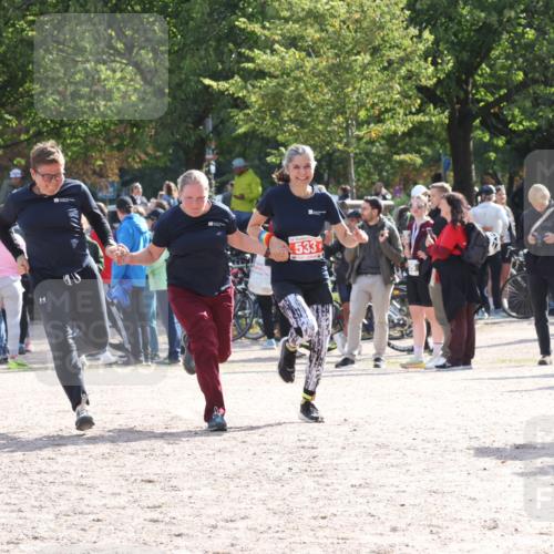 14.09.2025 - Stadtparktriathlon Strokosch-Dieckow http://msf.ph/oto/8885460 14.09.2025 11:07:46 Ziel 532, 533, 544 meine-sportfotos.de