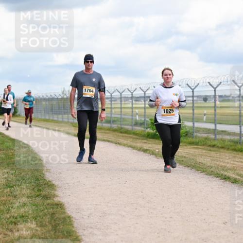 14.09.2025 - Airport Race Dr. Thomas Lammeyer http://msf.ph/oto/8885491 14.09.2025 12:42:23 Laufen 1704, 1704, 1025 meine-sportfotos.de
