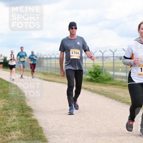14.09.2025 - Airport Race Dr. Thomas Lammeyer http://msf.ph/oto/8885516 14.09.2025 12:42:26 Laufen 1704, 1704, 1025 meine-sportfotos.de