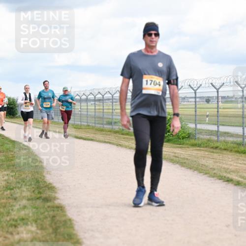 14.09.2025 - Airport Race Dr. Thomas Lammeyer http://msf.ph/oto/8885518 14.09.2025 12:42:27 Laufen 1329, 91, 995, 1584, 1704, 10 meine-sportfotos.de