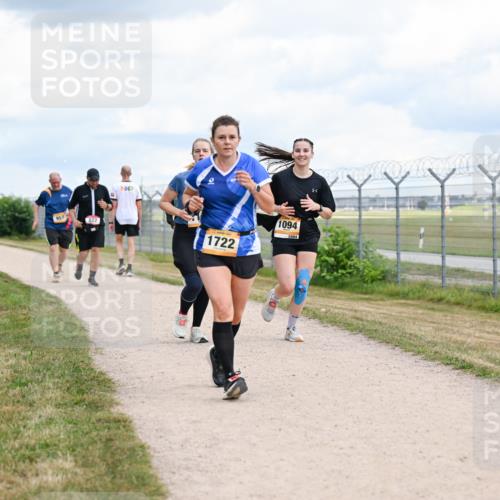 14.09.2025 - Airport Race Dr. Thomas Lammeyer http://msf.ph/oto/8885630 14.09.2025 12:42:48 Laufen 957, 822, 1722, 1094 meine-sportfotos.de