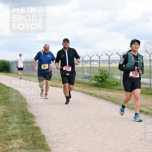 14.09.2025 - Airport Race Dr. Thomas Lammeyer http://msf.ph/oto/8885666 14.09.2025 12:42:53 Laufen 957, 822, 132 meine-sportfotos.de