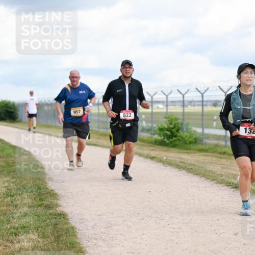 14.09.2025 - Airport Race Dr. Thomas Lammeyer http://msf.ph/oto/8885670 14.09.2025 12:42:53 Laufen 957, 822, 132 meine-sportfotos.de