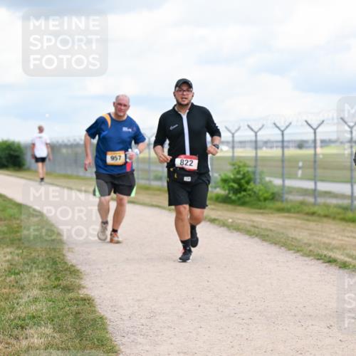 14.09.2025 - Airport Race Dr. Thomas Lammeyer http://msf.ph/oto/8885673 14.09.2025 12:42:54 Laufen 957, 822, 132 meine-sportfotos.de