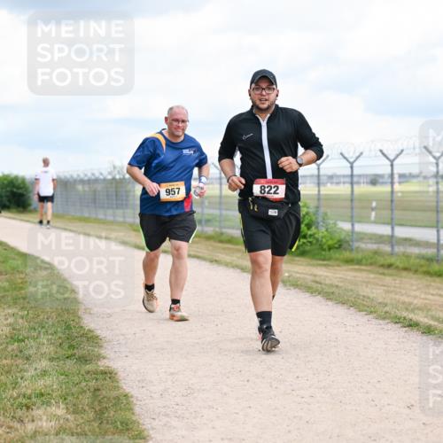14.09.2025 - Airport Race Dr. Thomas Lammeyer http://msf.ph/oto/8885680 14.09.2025 12:42:54 Laufen 957, 822 meine-sportfotos.de