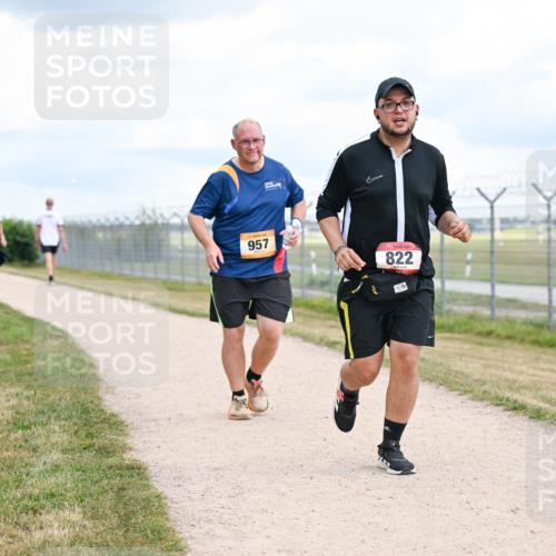 14.09.2025 - Airport Race Dr. Thomas Lammeyer http://msf.ph/oto/8885685 14.09.2025 12:42:55 Laufen 957, 822 meine-sportfotos.de