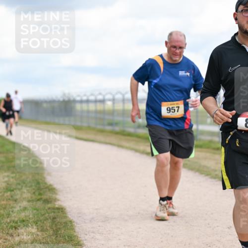 14.09.2025 - Airport Race Dr. Thomas Lammeyer http://msf.ph/oto/8885694 14.09.2025 12:42:56 Laufen 957, 822 meine-sportfotos.de