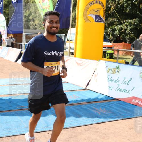 14.09.2025 - Airport Race Strokosch-Dieckow http://msf.ph/oto/8885700 14.09.2025 12:51:18 Ziel 246, 2071, 4214 meine-sportfotos.de