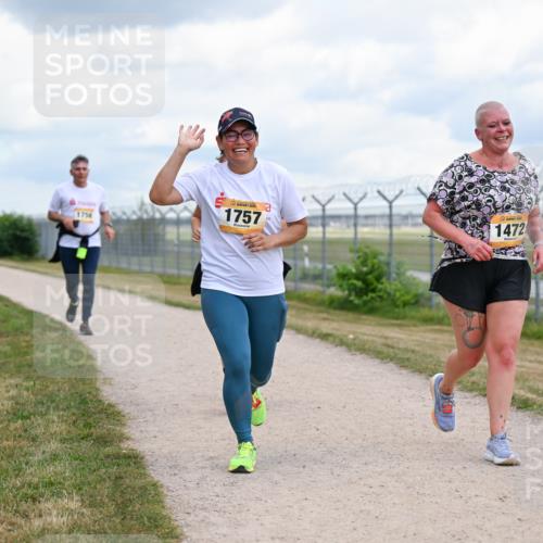 14.09.2025 - Airport Race Dr. Thomas Lammeyer http://msf.ph/oto/8885734 14.09.2025 12:43:24 Laufen 1756, 1757, 1472 meine-sportfotos.de