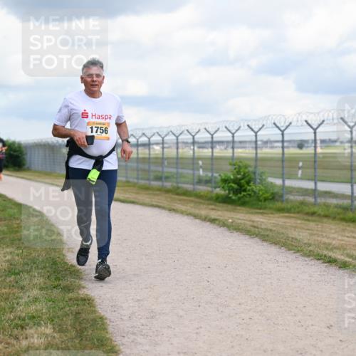 14.09.2025 - Airport Race Dr. Thomas Lammeyer http://msf.ph/oto/8885756 14.09.2025 12:43:27 Laufen 1756 meine-sportfotos.de