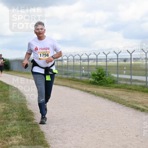 14.09.2025 - Airport Race Dr. Thomas Lammeyer http://msf.ph/oto/8885760 14.09.2025 12:43:27 Laufen 1756 meine-sportfotos.de