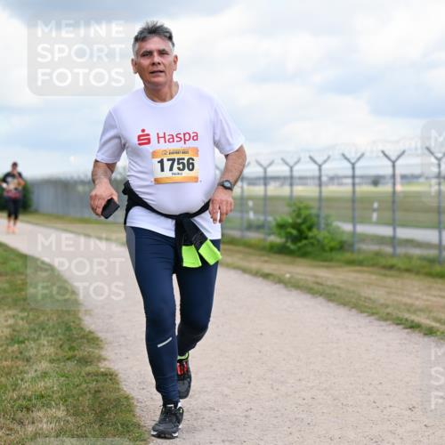 14.09.2025 - Airport Race Dr. Thomas Lammeyer http://msf.ph/oto/8885769 14.09.2025 12:43:28 Laufen 1756 meine-sportfotos.de
