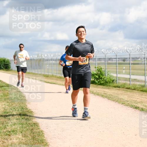 14.09.2025 - Airport Race Dr. Thomas Lammeyer http://msf.ph/oto/8885892 14.09.2025 12:44:30 Laufen 1806, 1893 meine-sportfotos.de