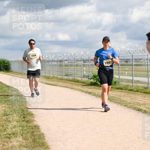 14.09.2025 - Airport Race Dr. Thomas Lammeyer http://msf.ph/oto/8885907 14.09.2025 12:44:32 Laufen 1806, 1893, 93 meine-sportfotos.de
