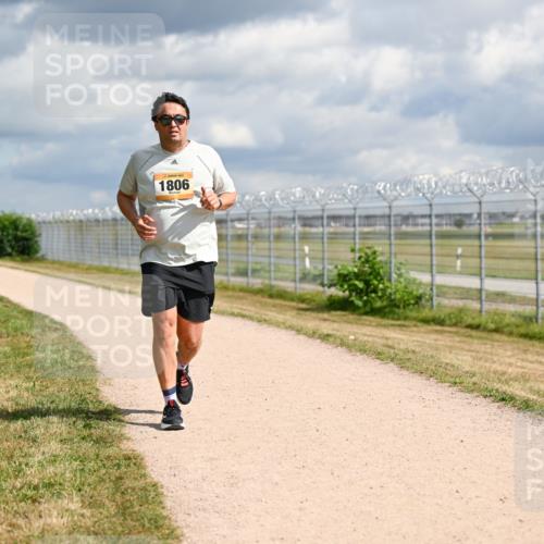 14.09.2025 - Airport Race Dr. Thomas Lammeyer http://msf.ph/oto/8885925 14.09.2025 12:44:34 Laufen 1806 meine-sportfotos.de