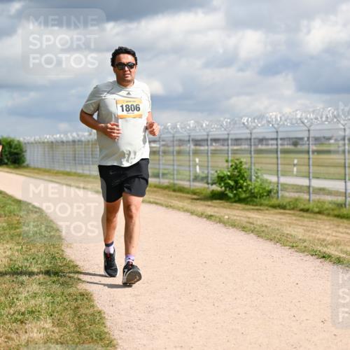 14.09.2025 - Airport Race Dr. Thomas Lammeyer http://msf.ph/oto/8885927 14.09.2025 12:44:34 Laufen 1806 meine-sportfotos.de