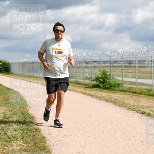 14.09.2025 - Airport Race Dr. Thomas Lammeyer http://msf.ph/oto/8885929 14.09.2025 12:44:34 Laufen 1806 meine-sportfotos.de