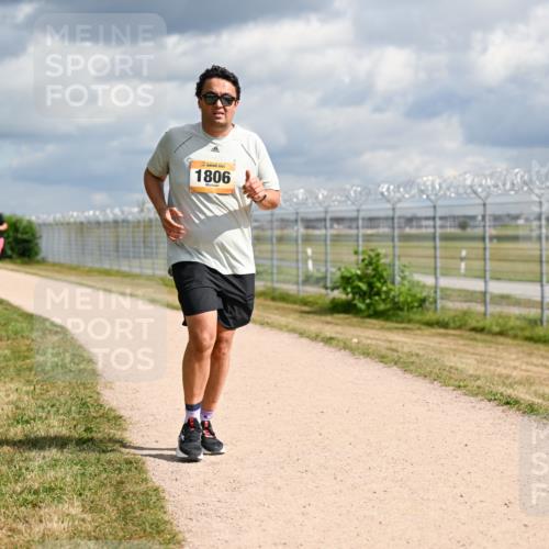 14.09.2025 - Airport Race Dr. Thomas Lammeyer http://msf.ph/oto/8885930 14.09.2025 12:44:34 Laufen 1806 meine-sportfotos.de