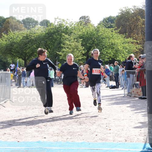 14.09.2025 - Stadtparktriathlon Strokosch-Dieckow http://msf.ph/oto/8885961 14.09.2025 11:07:47 Ziel 532, 533, 544 meine-sportfotos.de