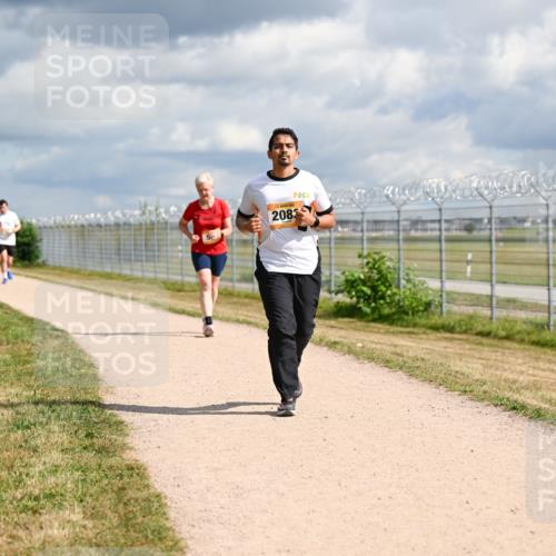14.09.2025 - Airport Race Dr. Thomas Lammeyer http://msf.ph/oto/8885979 14.09.2025 12:44:51 Laufen 5, 1870, 2083 meine-sportfotos.de